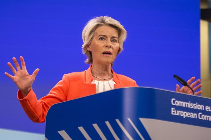 Archivo - September 9, 2024, Brussels, Bxl, Belgium: Ursula von der LEYEN, President of the European Commission, attends a press conference for the presentation of Mario Draghi's report on Europe's competitiveness in Brussels on 09/09/2024. 