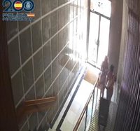 Detenida una reincidente del 'abrazo amoroso' a la que se le imputa también una agresión sexual