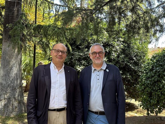 El presidente de la patronal Cecot, Xavier Panés, y el presidente del Gremi de Jardineria de Catalunya, Miquel Marín