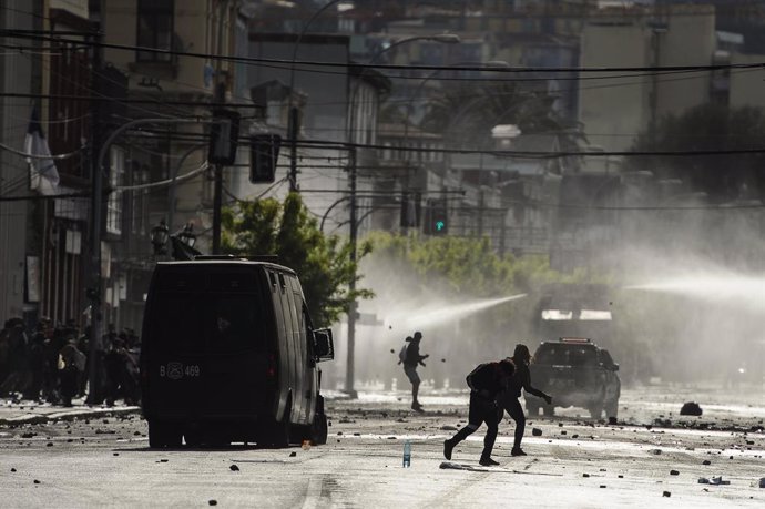 Archivo - Chile.- Arranca el juicio contra un agente de Carabineros de Chile acusado de dejar ciego a un manifestante en 2019