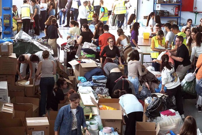 Más de 500 voluntarios de la UMA envían ayuda para los afectados por la DANA