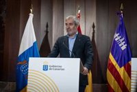 Clavijo insiste en modificar ley de extranjería y unificar protocolos de atención a menores: "No nos vamos a rendir"