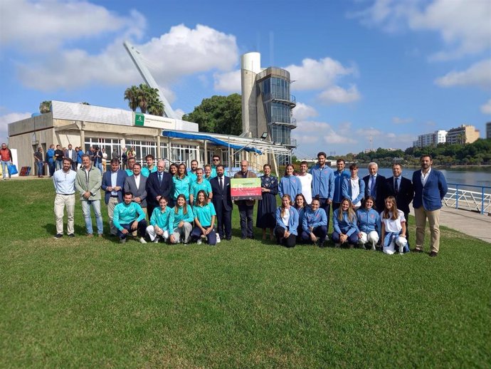 Todo listo en Sevilla para la 58 edición de la regata Sevilla-Betis de remo