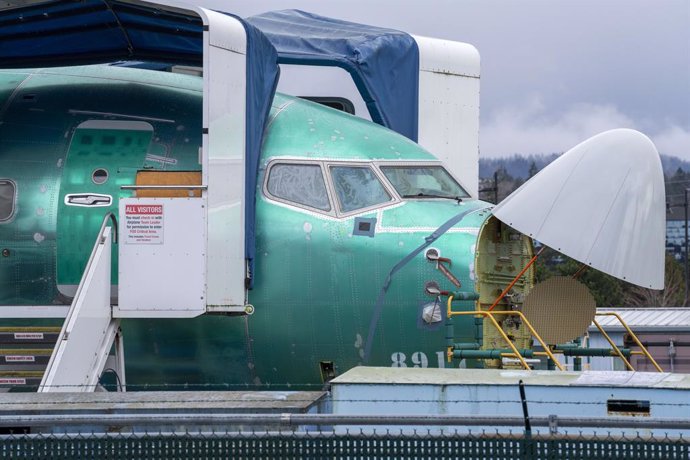 Archivo - 12 March 2024, US, Renton: Boeing airplanes in various stages of production stand in the Boeing Renton Factory in Renton, Washington, USA. 