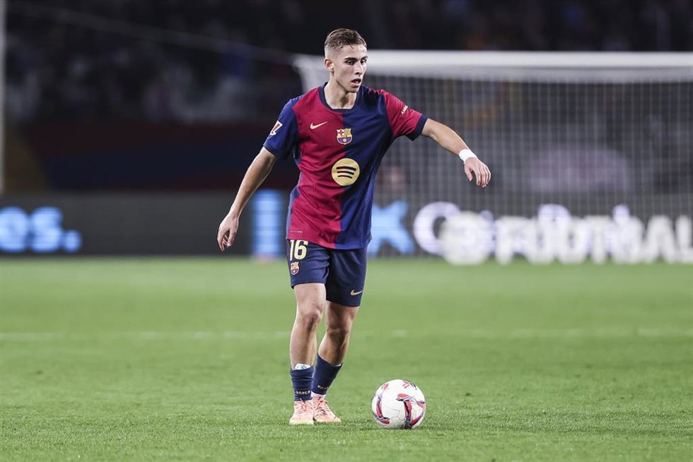 Fermin Lopez of FC Barcelona in action during the Spanish league, La Liga EA Sports, football match played between FC Barcelona and RCD Espanyol at Estadio Olimpico de Montjuic Lluis Companys on November 03, 2024 in Barcelona, Spain.