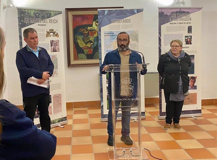 El presidente de la Diputación de Cáceres, Miguel Ángel Morales, en la inauguración de la exposición 'Republicanos Españoles Víctimas del Nazismo'