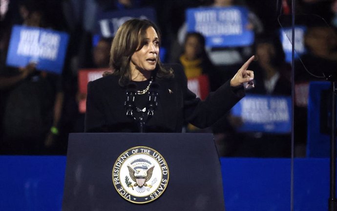 La vicepresidenta de EEUU y candidata demócrata a la Casa Blanca, Kamala Harris, durante un mitin (archivo)