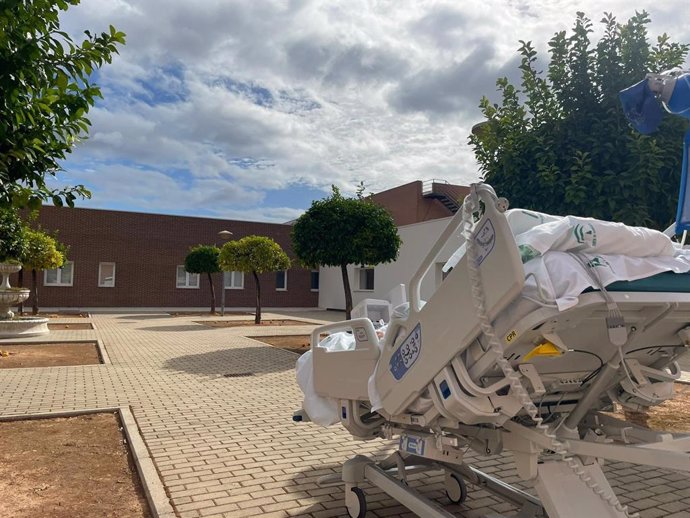 Paseo en el exterior con pacientes de la UCI