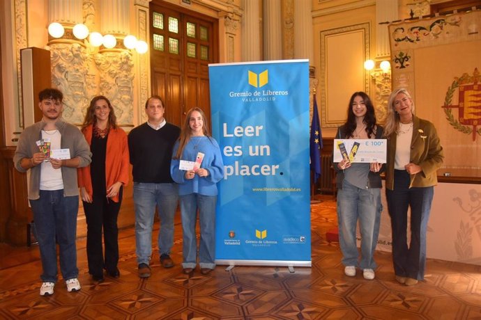 Valladolid celebra el 'Día de las Librerías' reivindicando su papel como motor de la cultura y el comercio local.