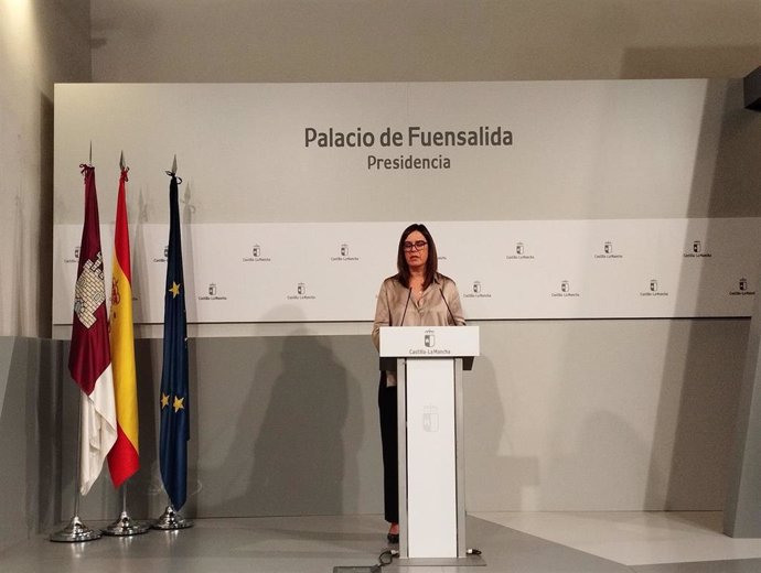 La consejera Portavoz de Castilla-La Mancha, Esther Padilla, en rueda de prensa.