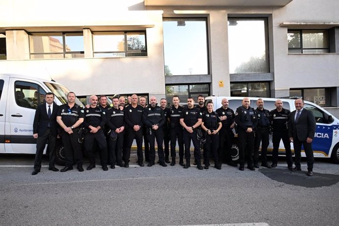 Voluntarios de la Policía Local de Cádiz, Rota y Benalup-Casas Viejas, que viajarán a Valencia para ayudar tras el paso de la DANA