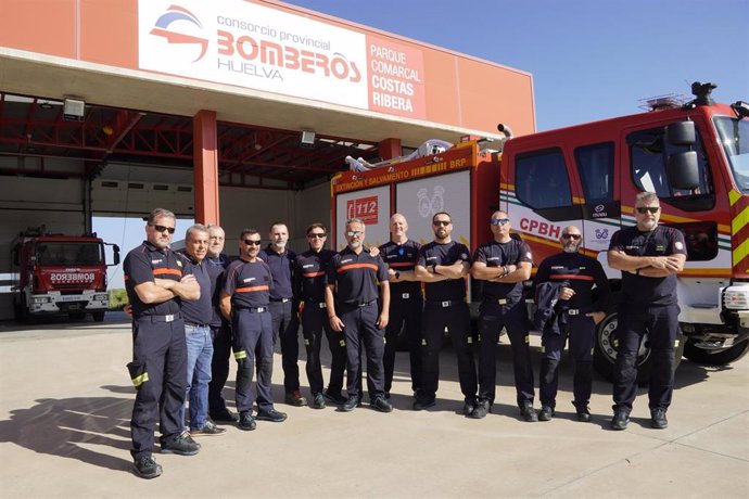 Un equipo del Consorcio Provincial de Bomberos de Huelva se dirige a Valencia este miércoles para relevar al que está ya en el terreno dañado por la DANA.