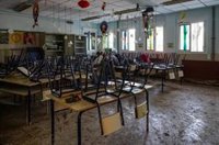 El regreso a las aulas tras la DANA: recolocación de alumnos, turnos de tarde en IES y aulas prefabricadas