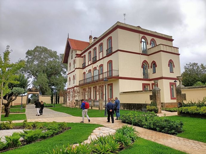 Palacete de la finca Haza de la Concepción que se convertirá en hotel rural