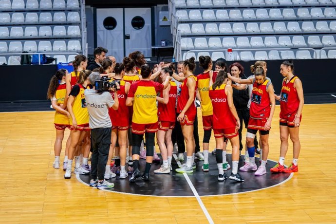 La selección española femenina de baloncesto