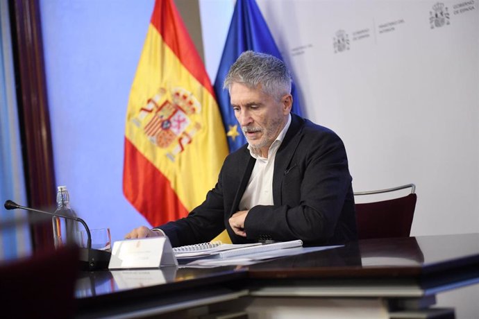 El ministro del Interior, Fernando Grande-Marlaska, durante la reunión del comité de crisis, en el Ministerio del Interior, a 30 de octubre de 2024, en Madrid (España).