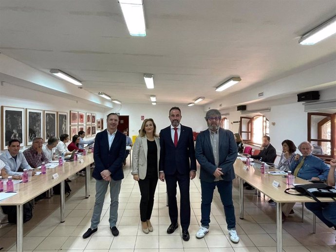 El conseller de Vivienda, Territorio y Movilidad, José Luís Mateo, inaugura el plenario de la Red de Inspección Ambiental Redia