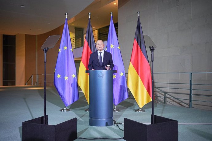 06 November 2024, Berlin: German Chancellor Olaf Scholz speaks during a press conference after a crisis meeting of the coalition committee of the traffic light coalition. Scholz has sacked Finance Minister Christian Lindner of the pro-business Free Democr