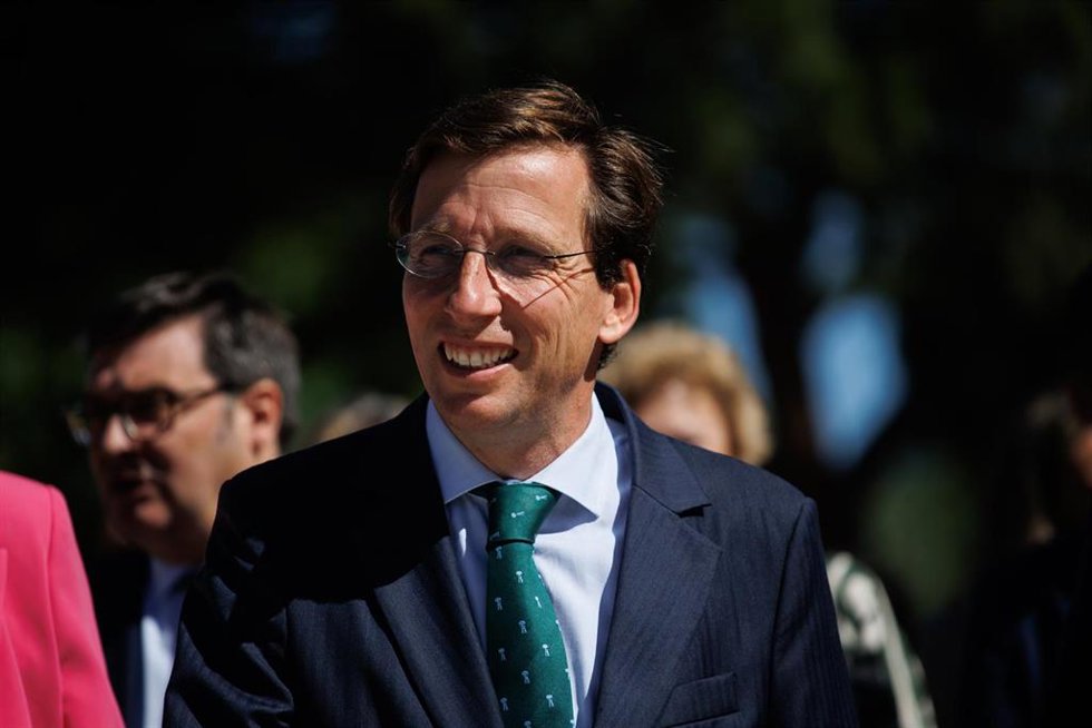 Archivo - El alcalde de Madrid, José Luis Martínez-Almeida, ha hecho balance de la actividad desarrollada por el equipo de Gobierno durante el primer año de mandato, en los jardines de Cecilio Rodríguez del Parque de El Retiro, a 17 de junio de 2024, en