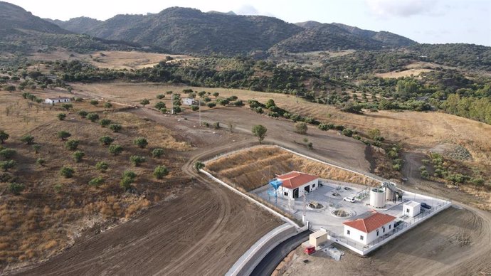 Acuaes pone en marcha la nueva depuradora de Jimera de Líbar, en la cuenca del río Guadiaro