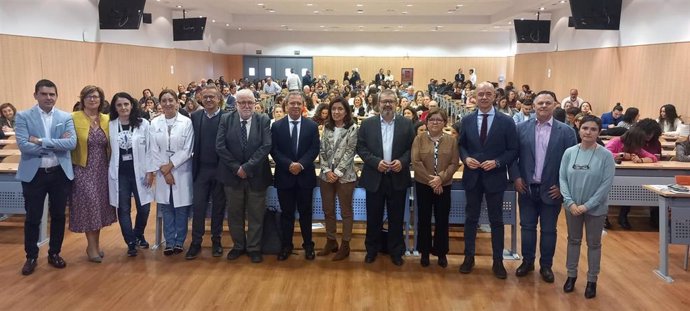 Autoridades asistentes a la inauguración de las III Jornadas de Centros Residenciales.