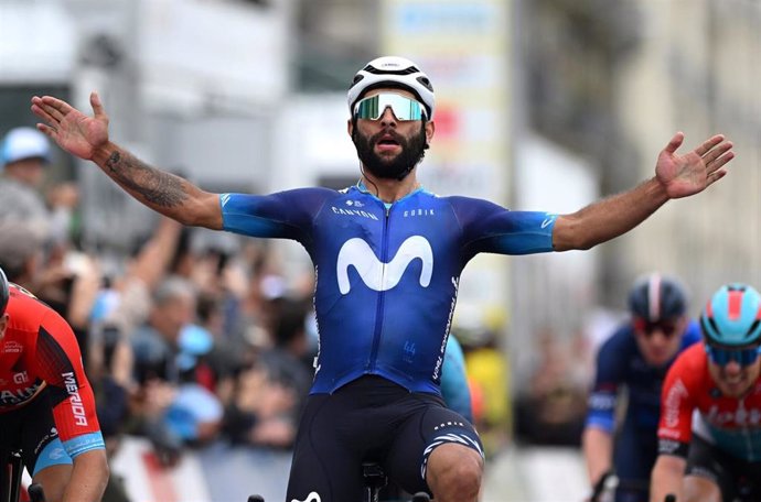 Archivo - El ciclista colombiano del Movistar Team Fernando Gaviria.