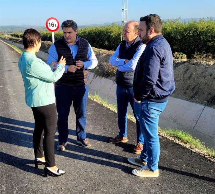 Visita al fin de obras en el camino rural San Julián