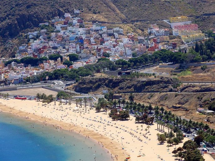 Archivo - Playa de Las Teresitas