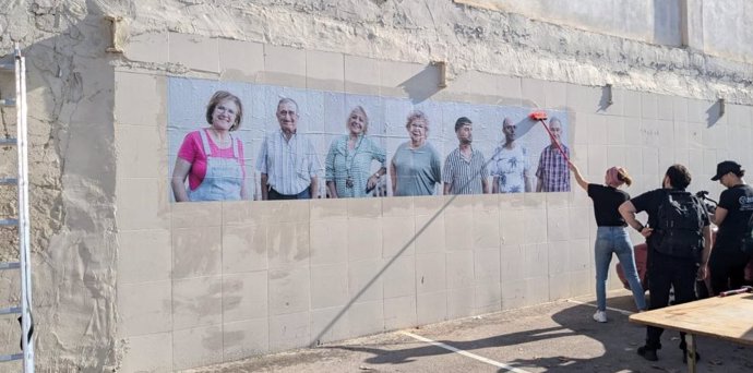 Las fotógrafas Pilo Gallizo y Lorena Cosba han sido las encargadas de tomar los retratos.