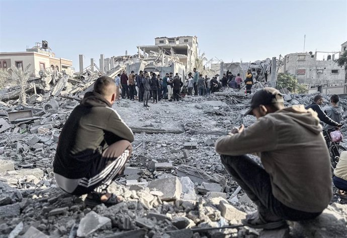 Bombardeos israelíes en el campamento de refugiados de Nuseirat, en el centro de la Franja de Gaza