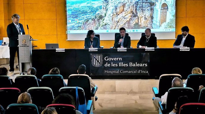 Atención Primaria forma a más de 600 profesionales en ecografía clínica en Baleares.