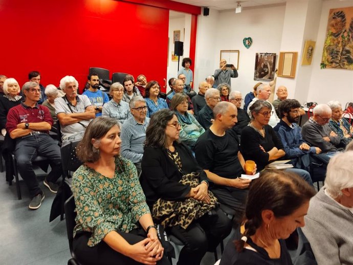 La portavoz de MÉS en el Ayuntamiento de Palma, Neus Truyol,  y los regidores Miquel Àngel Contreras y Kika Coll, visita Perpiñán