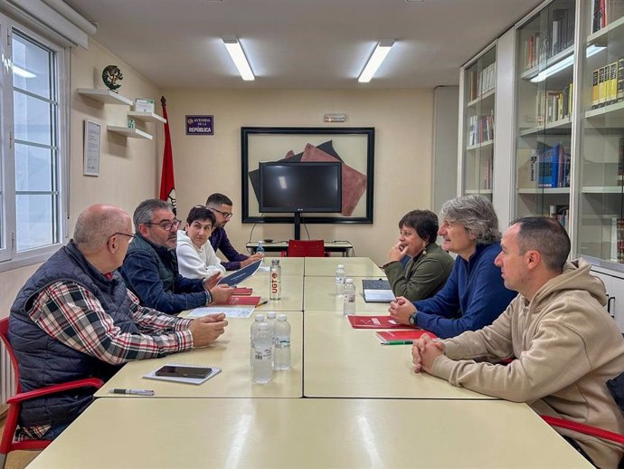 Reunión entre responsables de UGT e IU