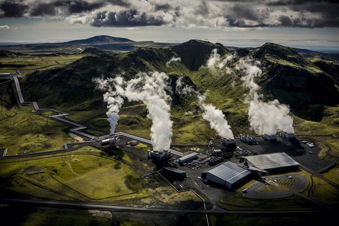 Archivo - Planta de energía geotérmica Hellisheidi