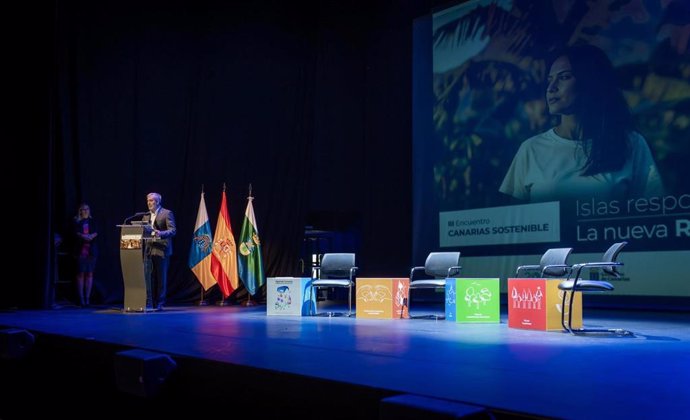 El presidente de Canarias, Fernando Clavijo, en la inauguración del encuentro 'Canarias sostenible'