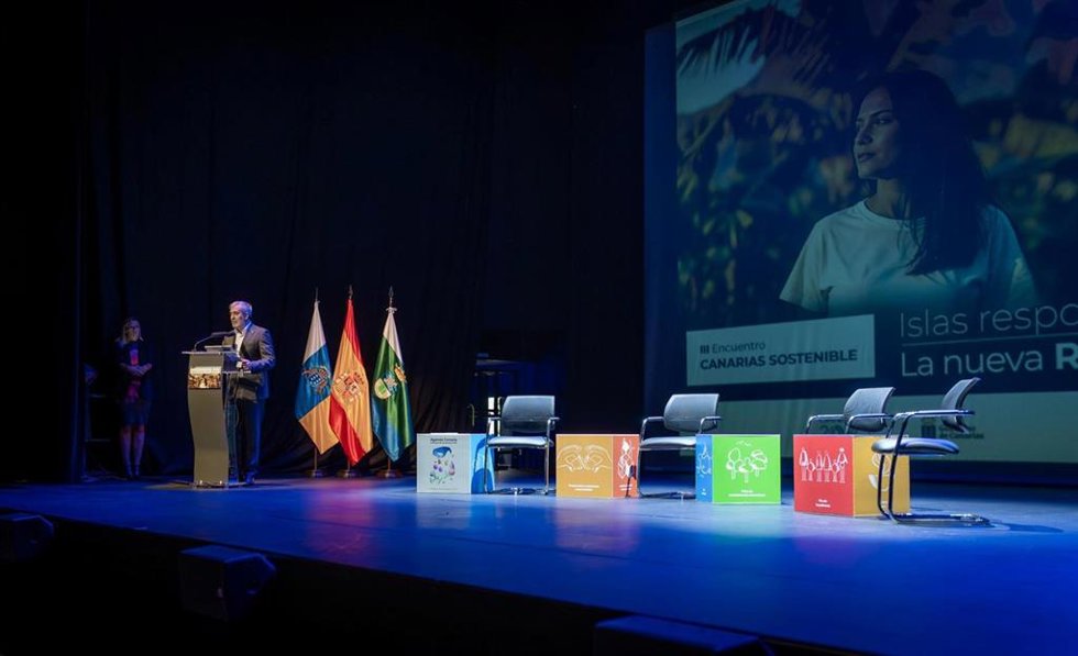 El presidente de Canarias, Fernando Clavijo, en la inauguración del encuentro 'Canarias sostenible'