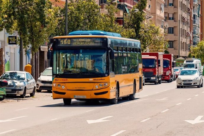 El Ayuntamiento de Manises solicita una solución inmediata al problema de la movilidad entre Manises y València