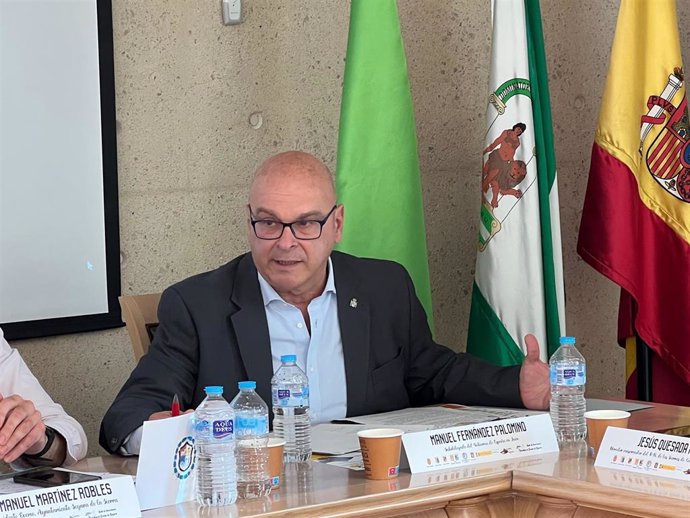 Manuel Fernández durante su intervención