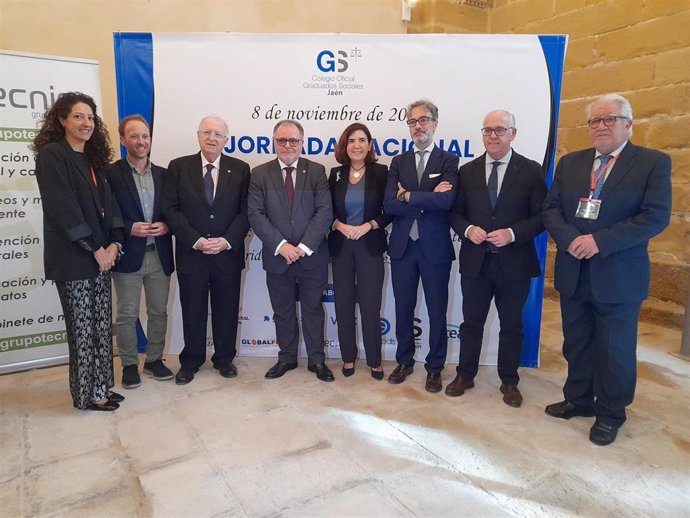 Rocío Blanco (c), en la I Jornada Nacional Agrolaboral.