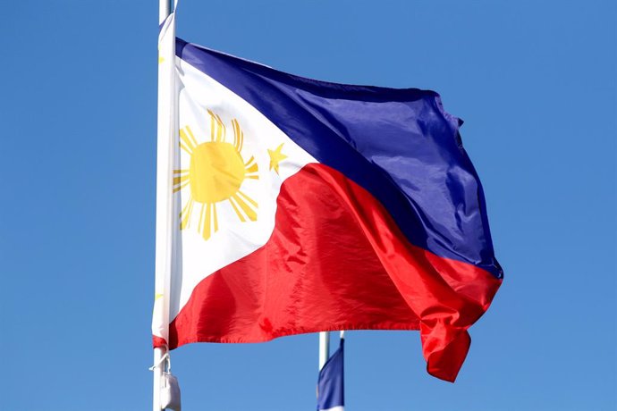 Archivo - June 9, 2024, Saint Petersburg, Russia: The flag of the Republic of Philippines seen in the gallery of flags of the participating countries in the framework of St. Petersburg International Economic Forum 2024