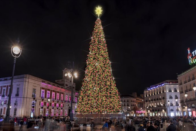 Render del nuevo abeto luminoso que estará en la Puerta del Sol durante la Navidad