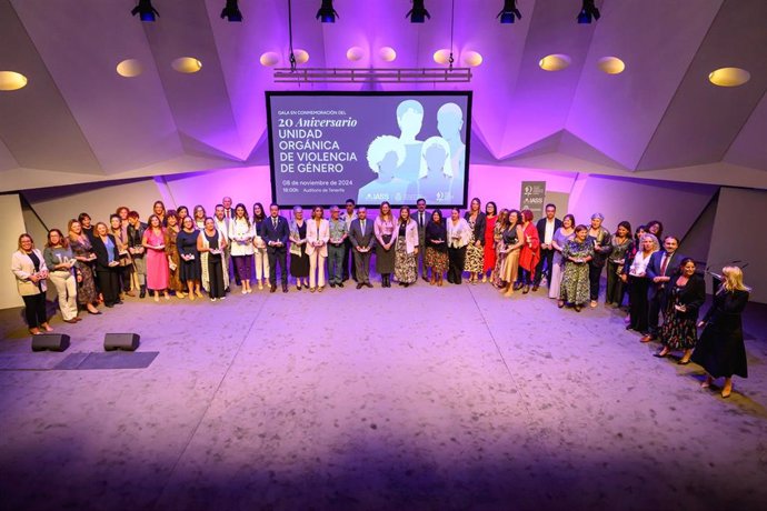 Acto conmemorativo del vigésimo aniversario de la Unidad de Violencia de Género del Cabildo de Tenerife