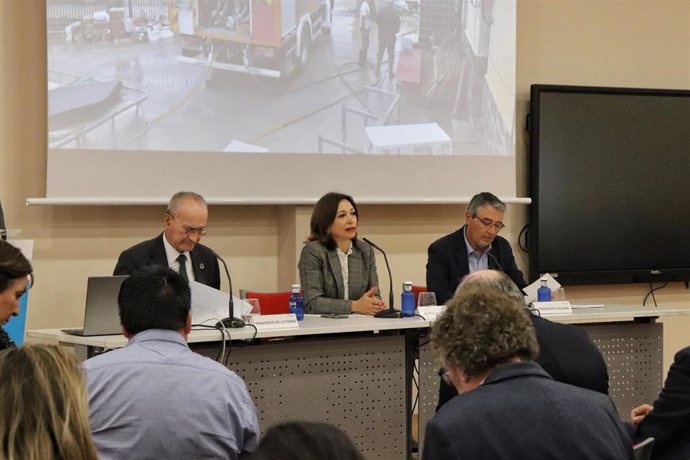 Reunión de la Junta Directiva del PP de Málaga con la presidenta provincial, Patricia Navarro; el alcalde de la ciudad de Málaga, Francisco de la Torre; y el presidente de la Diputación provincial, Francisco Salado.