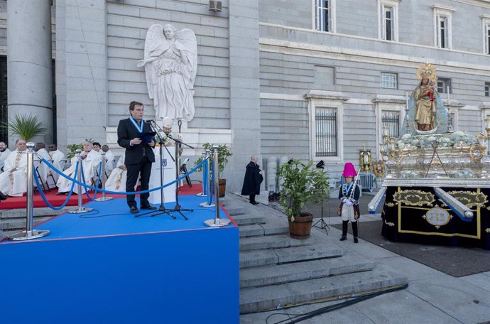 Archivo - El alcalde de Madrid, José Luis Martínez-Almeida, interviene durante la misa, en la catedral de la Almudena, a 9 de noviembre de 2023, en Madrid (España). 