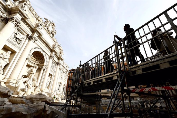 Presentazione della passerella di Fontana di Trevi &#x2014; Roma , Italia - Sabato  09 Novembre 2024 - Cronaca - (foto di Cecilia Fabiano/LaPresse) ..Presentation of the new pedestrian walkway in the Trevi Fountain  &#x2014; Rome , Italy - Saturday  Novem