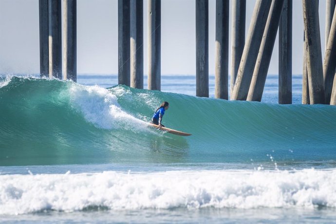 La española Audrey Pascual durante los Mundiales de Surf Adaptado de 2024