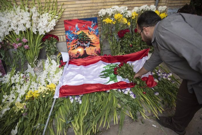 Archivo - Memorial por víctimas del ataque a los buscas de Hezbolá en Líbano 