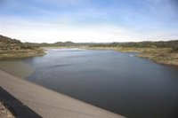 Moreno critica la "fobia" del Gobierno a presas y pantanos porque parece que se le recuerda a Franco