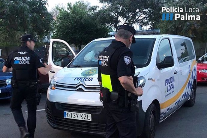 Agentes de la Policía Local de Palma.