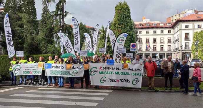 Movilización de CSIF en Oviedo.